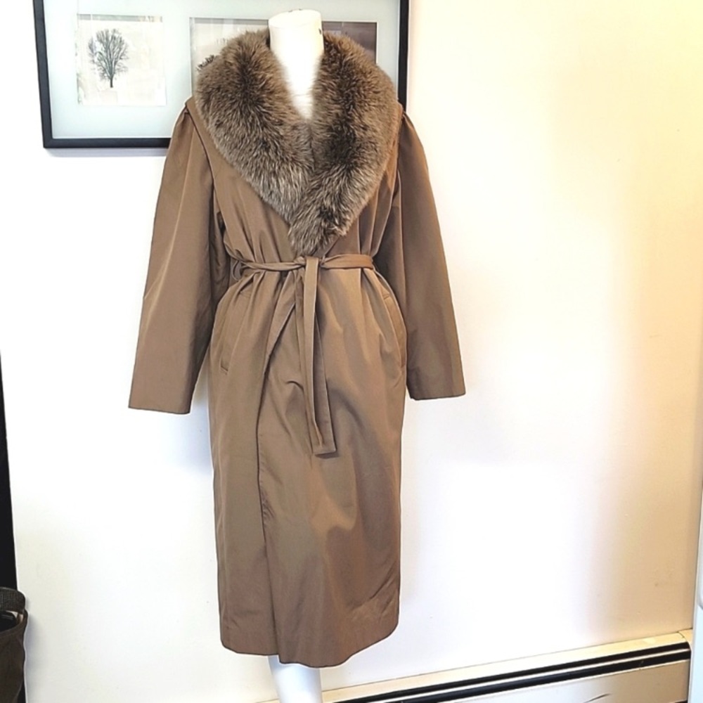 Erba Travel Trench Coat with Removable Faux Fur Quilted Sleeves Lining